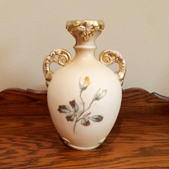 Antique Turn Teplitz RSTK Hand Painted Porcelain Vase With Gold Handles - Picture 3 of 11